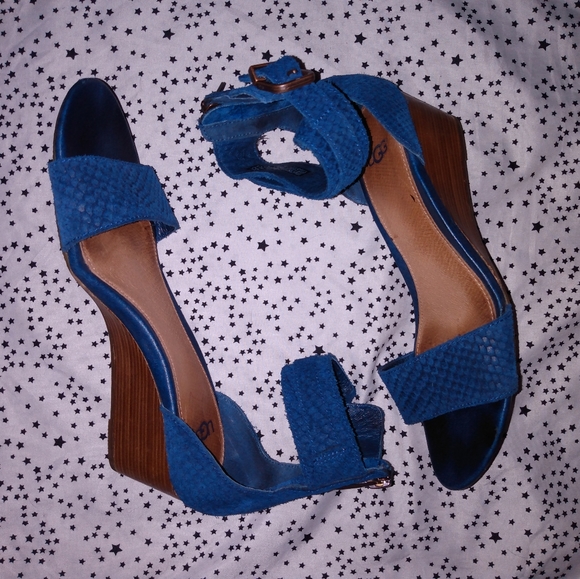 ✨ugg✨ BLUE SUEDE SANDAL - Picture 8 of 8